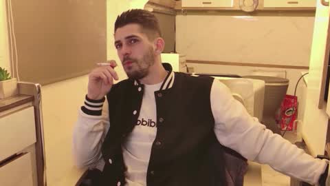 independent model online show from 02/22/26, 05:33