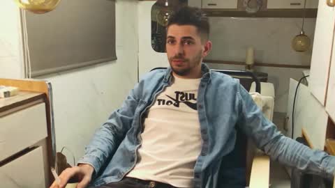 independent model online show from 03/17/26, 06:22