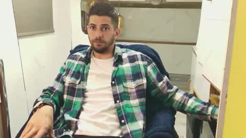 independent model online show from 04/21/26, 07:39