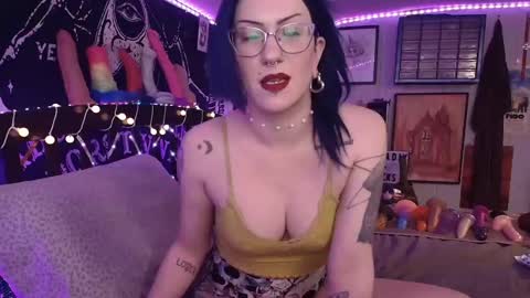 Fonda Dix online show from 02/05/25, 04:37