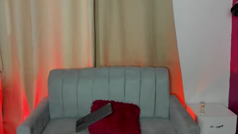 Snapshot of foniland_ chatting on 05/30/26, 03:53 Foni online show from 05/30/26, 03:53