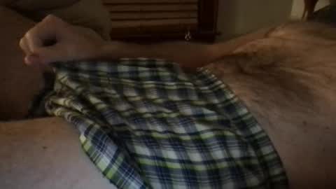 Snapshot of fonzieono chatting on 12/18/25, 10:21 fonzieono online show from 12/18/25, 10:21