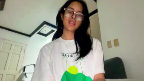 Snapshot of forbidden_candice chatting on 09/19/25, 12:28 forbidden_candice online show from 09/19/25, 12:28