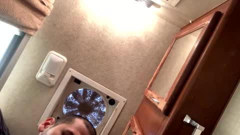 Snapshot of fordfocusz chatting on 10/29/25, 09:38 fordfocusz online show from 10/29/25, 09:38