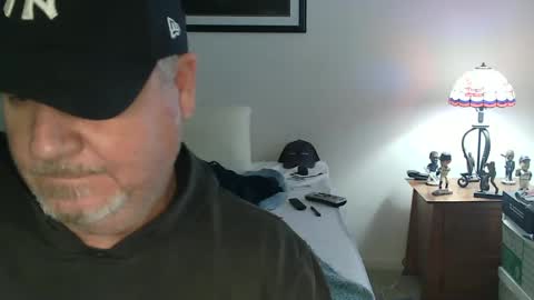 Snapshot of foreplayman22 chatting on 01/18/25, 07:15 foreplayman22 online show from 01/18/25, 07:15