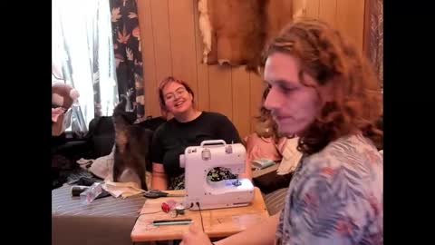 Snapshot of forest_royalty chatting on 10/11/25, 05:22 Forest Royalty online show from 10/11/25, 05:22