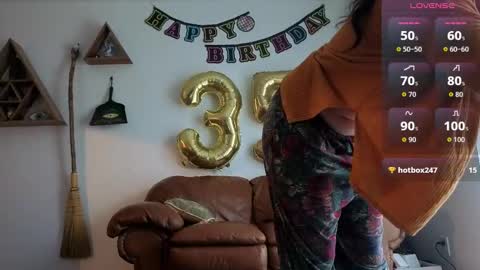 Snapshot of forestdarling chatting on 02/13/26, 11:12 forestdarling online show from 02/13/26, 11:12