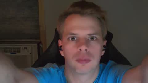 forever_broken online show from 12/15/25, 06:06