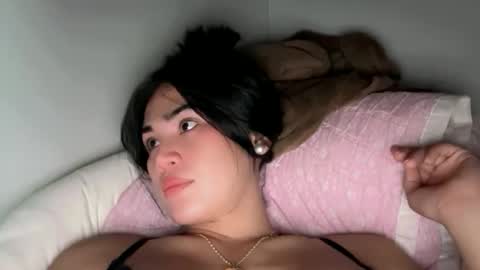 KHATRINA STACIE MARIE online show from 12/05/25, 01:20