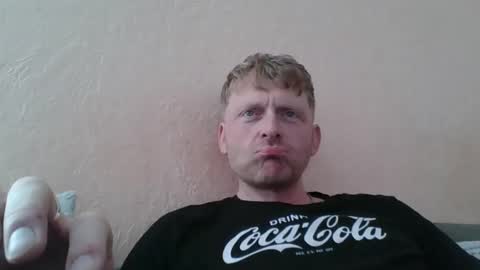 Snapshot of forgotten_lover chatting on 09/19/25, 09:11 forgotten_lover online show from 09/19/25, 09:11