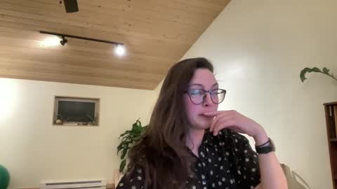 formicaforest online show from 02/23/25, 02:07