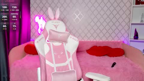 Lily online show from 02/03/26, 01:04