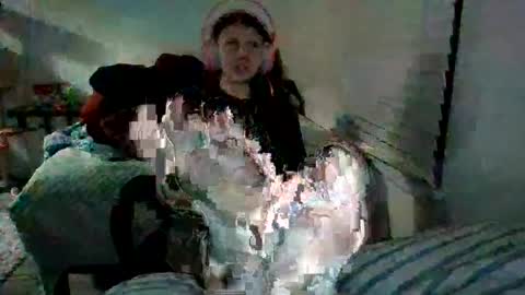 Snapshot of foursknfairy chatting on 07/17/26, 02:51 foursknfairy online show from 07/17/26, 02:51