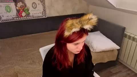 Snapshot of fox_cutee chatting on 07/18/26, 01:54 Fox online show from 07/18/26, 01:54