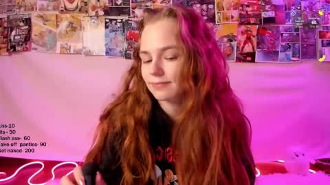 Snapshot of fox_lisaaa chatting on 09/25/25, 08:56 Lisa online show from 09/25/25, 08:56