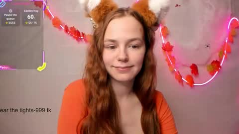 Snapshot of fox_lisaaa chatting on 10/15/25, 08:09 Lisa online show from 10/15/25, 08:09