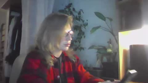 fox_red_lady7 online show from 03/02/25, 03:37