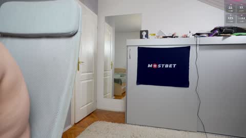 CUSTOM PHOTOS AND VIDEOS -  online show from 12/07/24, 02:24