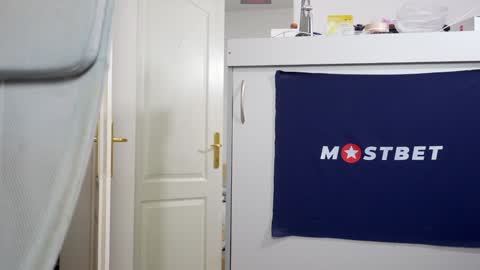 CUSTOM PHOTOS AND VIDEOS -  online show from 12/12/24, 05:59