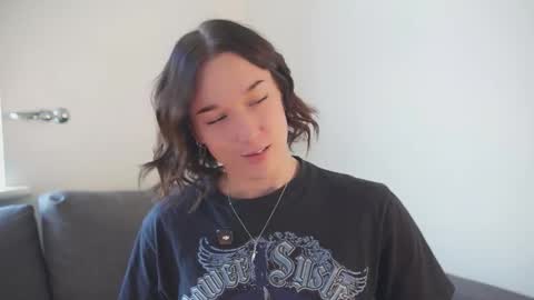 Snapshot of foxfilms chatting on 09/21/25, 12:29 Em online show from 09/21/25, 12:29