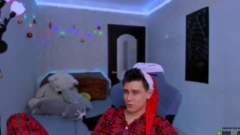 Foxicfu online show from 12/30/24, 03:24