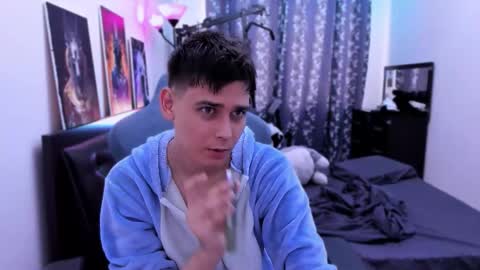 Foxicfu online show from 09/16/25, 09:21