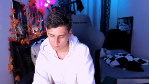 Foxicfu online show from 09/29/25, 06:35