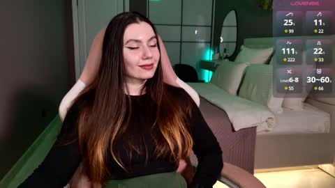 Snapshot of foxohlove chatting on 02/16/25, 02:32 Foxy online show from 02/16/25, 02:32