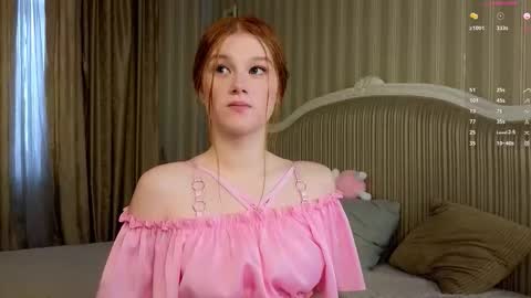 Snapshot of foxxx_tail chatting on 10/11/25, 11:53 Petra online show from 10/11/25, 11:53