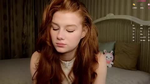 Snapshot of foxxx_tail chatting on 10/23/25, 02:49 Petra online show from 10/23/25, 02:49