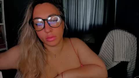 Kris online show from 10/11/25, 02:44