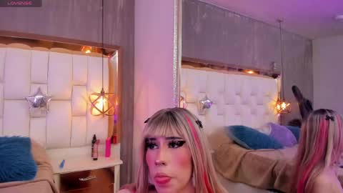 Foxxy  online show from 04/16/26, 09:39