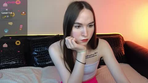 Snapshot of foxxy_girl_ chatting on 09/27/25, 05:40 andice online show from 09/27/25, 05:40
