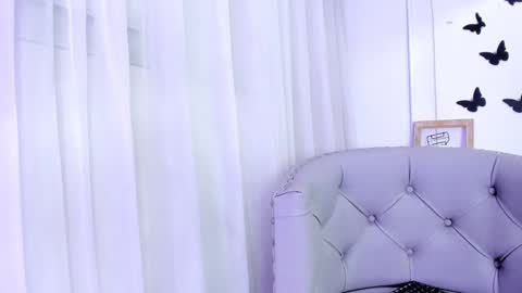 Snapshot of foxy200__ chatting on 01/22/25, 10:59 Foxy online show from 01/22/25, 10:59