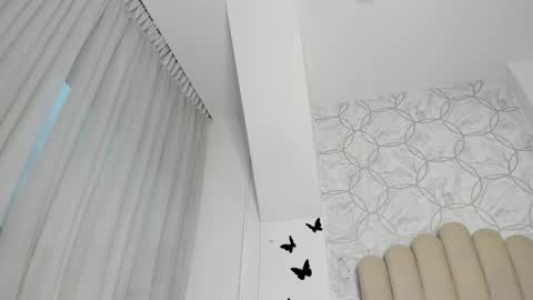 Snapshot of foxy200__ chatting on 02/07/25, 10:52 Foxy online show from 02/07/25, 10:52