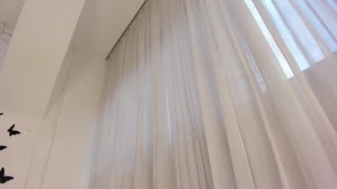 Snapshot of foxy200__ chatting on 03/07/25, 10:43 Foxy online show from 03/07/25, 10:43