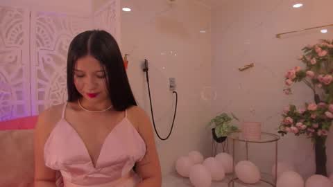 Snapshot of foxy200__ chatting on 10/07/25, 07:55 Foxy online show from 10/07/25, 07:55