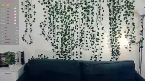 Eva online show from 11/07/25, 07:14