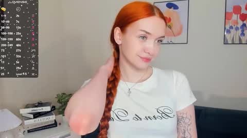 Snapshot of foxy_blush chatting on 01/11/26, 07:08 Eva online show from 01/11/26, 07:08