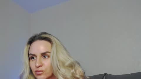 Foxy Kimmi online show from 02/15/26, 07:51