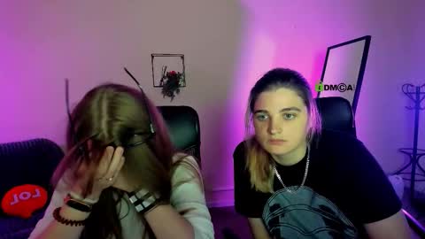 Snapshot of foxy_tease_ chatting on 09/24/25, 07:50 foxy_tease_ online show from 09/24/25, 07:50