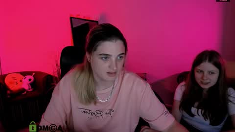 Snapshot of foxy_tease_ chatting on 10/12/25, 06:51 foxy_tease_ online show from 10/12/25, 06:51