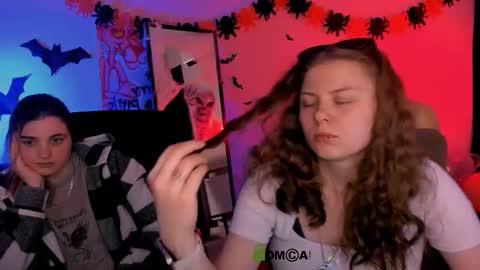 Snapshot of foxy_tease_ chatting on 10/30/25, 07:47 foxy_tease_ online show from 10/30/25, 07:47