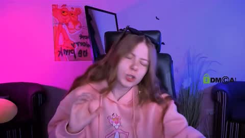 Snapshot of foxy_tease_ chatting on 11/05/25, 09:42 foxy_tease_ online show from 11/05/25, 09:42