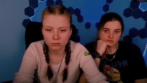 Snapshot of foxy_tease_ chatting on 11/21/25, 08:40 foxy_tease_ online show from 11/21/25, 08:40