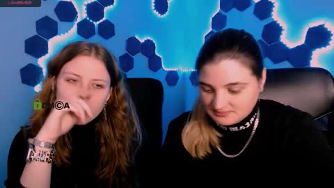 Snapshot of foxy_tease_ chatting on 11/27/25, 10:17 foxy_tease_ online show from 11/27/25, 10:17