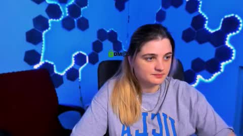 Snapshot of foxy_tease_ chatting on 12/13/25, 08:36 foxy_tease_ online show from 12/13/25, 08:36