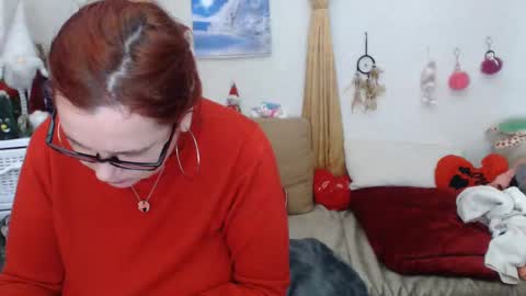 Snapshot of foxydesiree chatting on 01/26/25, 02:19 foxydesiree online show from 01/26/25, 02:19