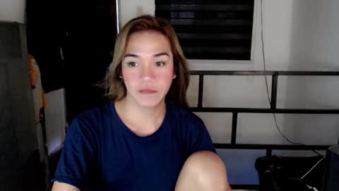 Snapshot of foxyinnocentstar chatting on 12/13/24, 03:05 jenny online show from 12/13/24, 03:05