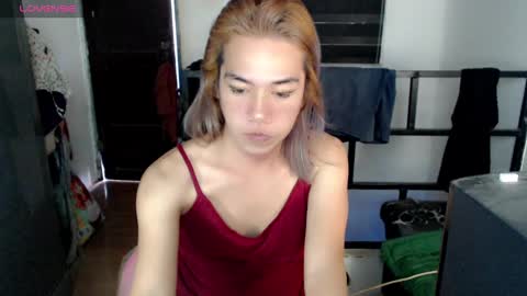 Snapshot of foxyinnocentstar chatting on 02/05/25, 07:07 jenny online show from 02/05/25, 07:07